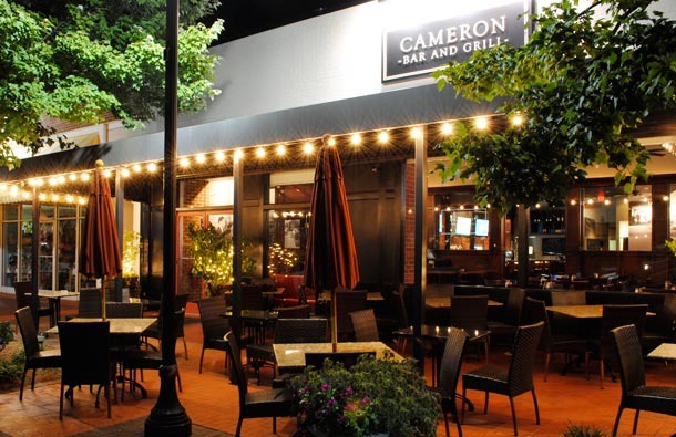 cameron-bar-and-grill-pet-friendly-raliegh-pet-sitters